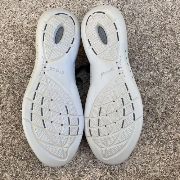 CROCS Literide 360 Pacer - Black and Gray. Size 10 Mens - Picture 4 of 6